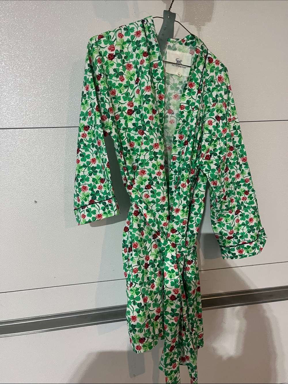 Printfresh Green & Red Clover-Print Cotton Robe S/M